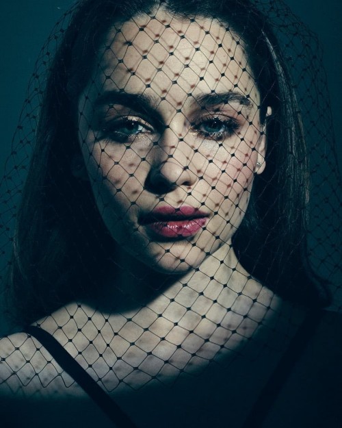 Emilia-Clarke-40590.jpg