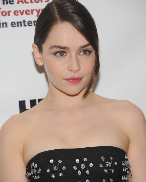 Emilia-Clarke-40715.jpg