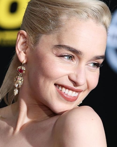 Emilia-Clarke-41020.jpg