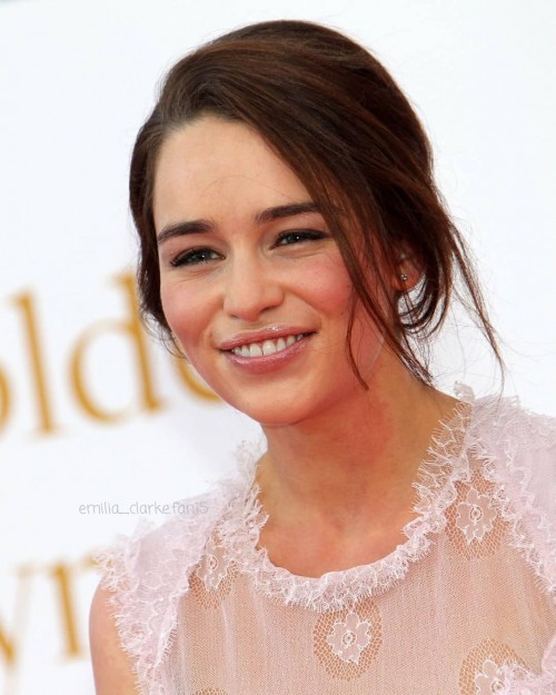 Emilia-Clarke-41073.jpg