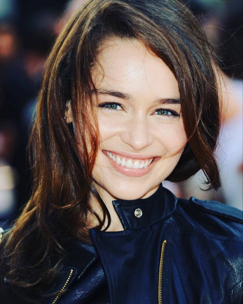 Emilia-Clarke-41121.jpg