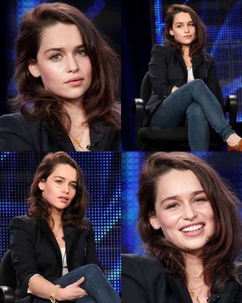 Emilia-Clarke-41212.jpg