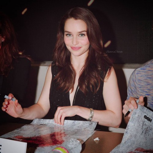 Emilia-Clarke-41287.jpg