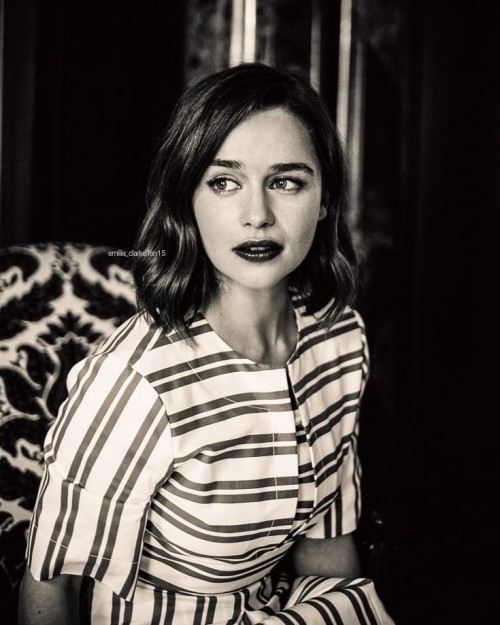 Emilia-Clarke-41499.jpg