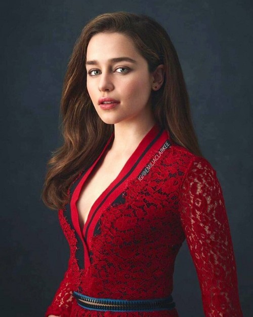 Emilia-Clarke-41585.jpg