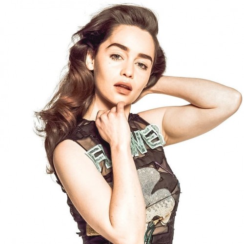 Emilia-Clarke-41845e1f4ed36561b7acc.jpg