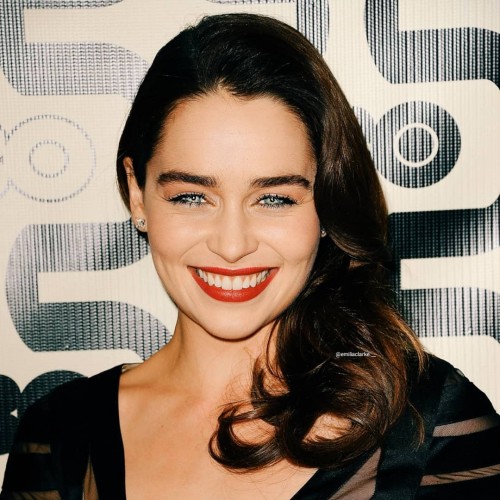 Emilia-Clarke-42073.jpg