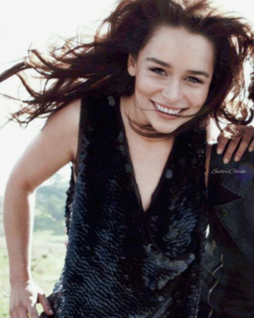 Emilia-Clarke-42188.jpg