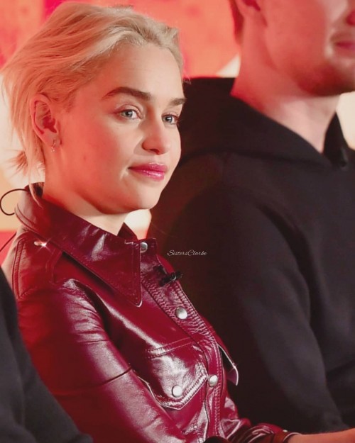 Emilia-Clarke-42192.jpg