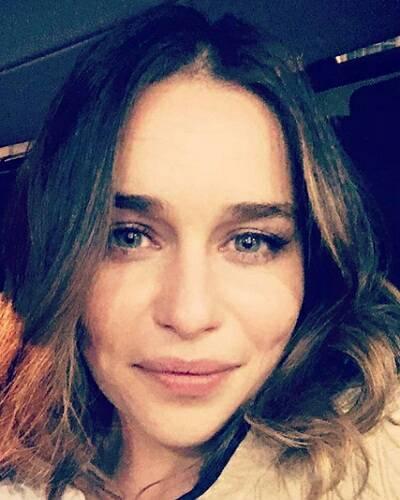 Emilia-Clarke-42223b446b0d6abdbe287.jpg