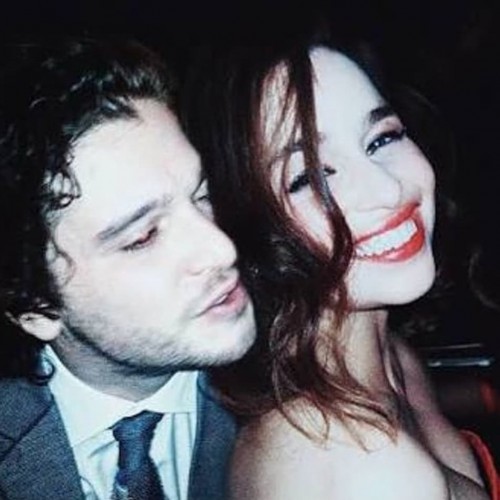 Emilia-Clarke-4222890ec1795ffcad9a8.jpg