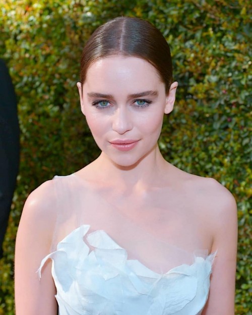 Emilia-Clarke-42275.jpg