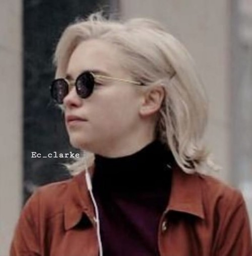 Emilia-Clarke-42301.jpg