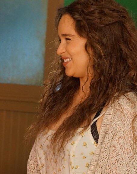 Emilia-Clarke-42321.jpg