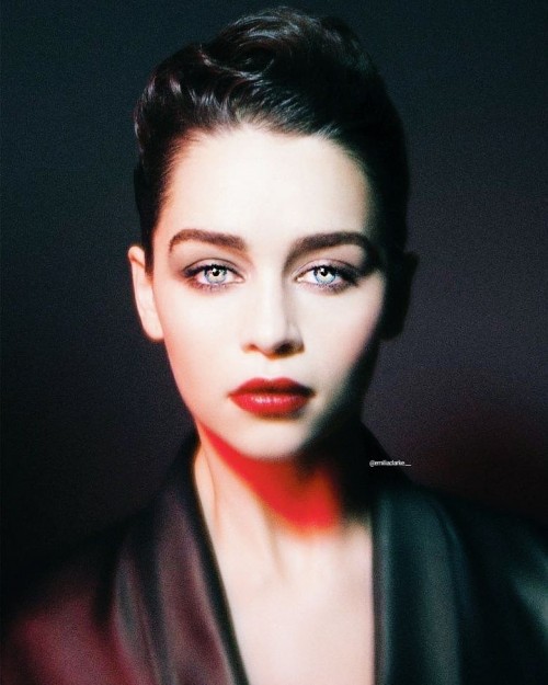 Emilia-Clarke-42436.jpg