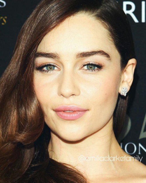 Emilia-Clarke-42473.jpg