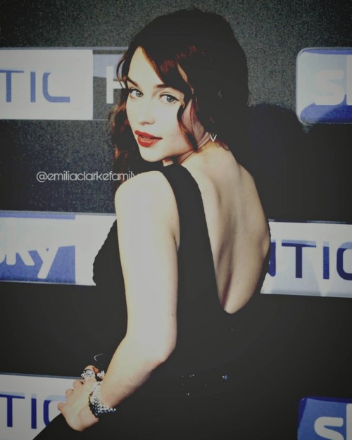 Emilia-Clarke-42477.jpg