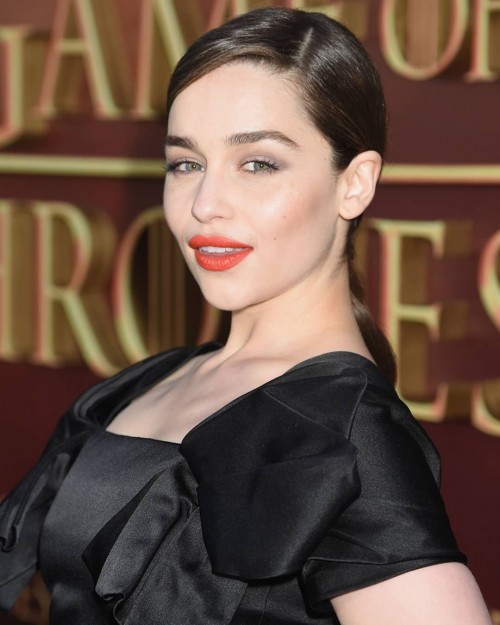 Emilia-Clarke-42784.jpg