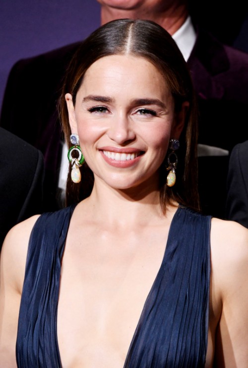 Emilia-Clarke-430011d8e732cc38513b3.jpg