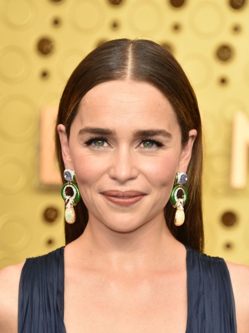 Emilia-Clarke-43033f91c89d918794a7a.jpg