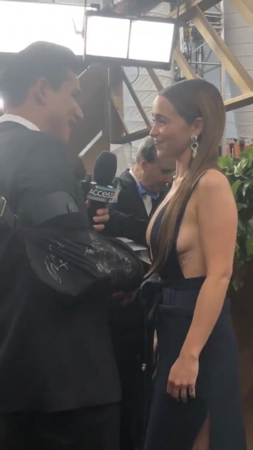 Emilia-Clarke-43052dea79885b7993eae.jpg