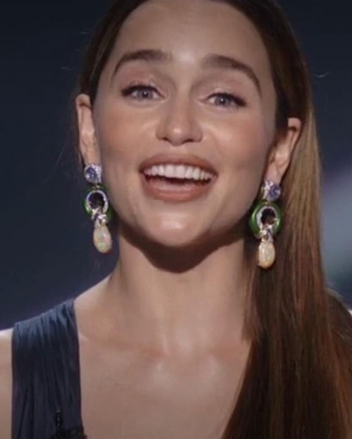 Emilia-Clarke-43178.jpg