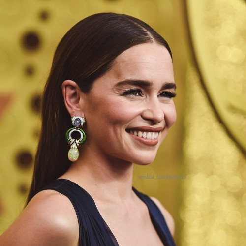 Emilia-Clarke-43199.jpg