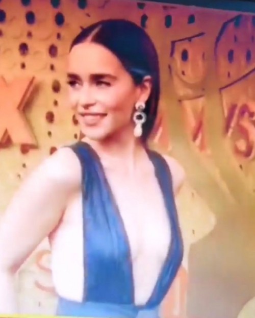 Emilia-Clarke-43225.jpg