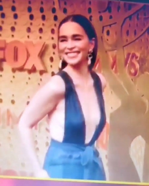 Emilia-Clarke-43227.jpg