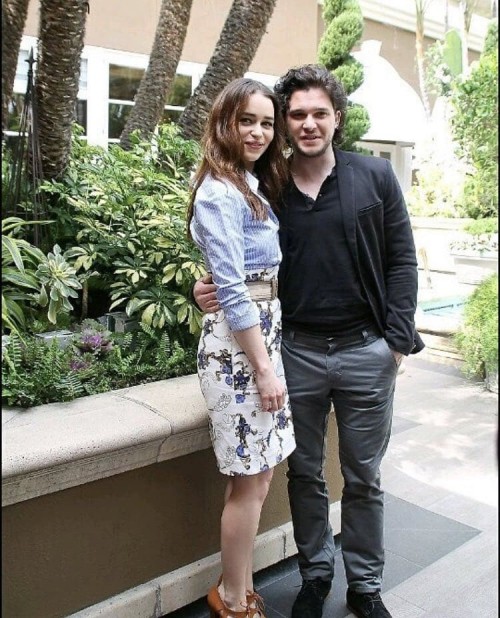 Emilia-Clarke-43804.jpg