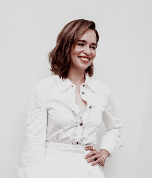 Emilia-Clarke-43936.jpg