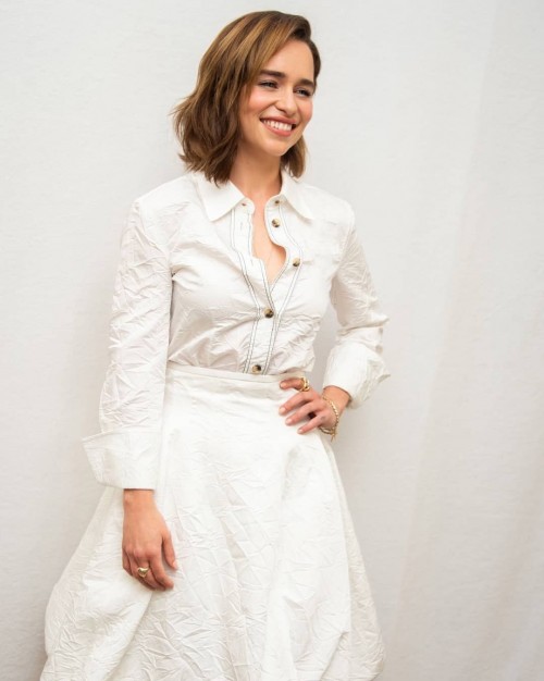 Emilia-Clarke-43953.jpg