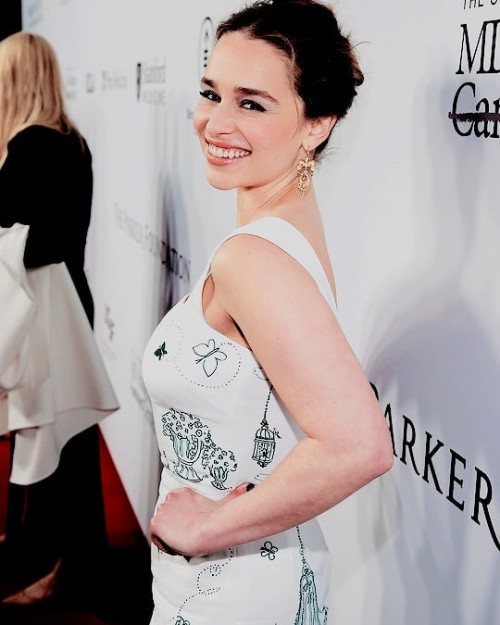 Emilia-Clarke-43964.jpg