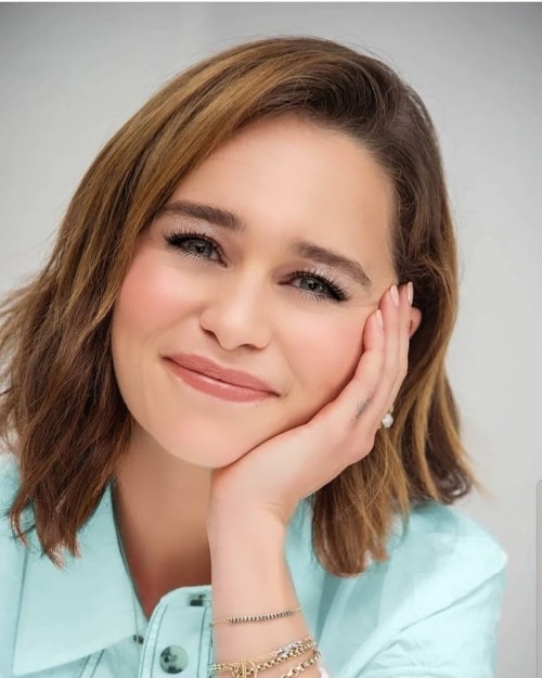 Emilia-Clarke-43975.jpg