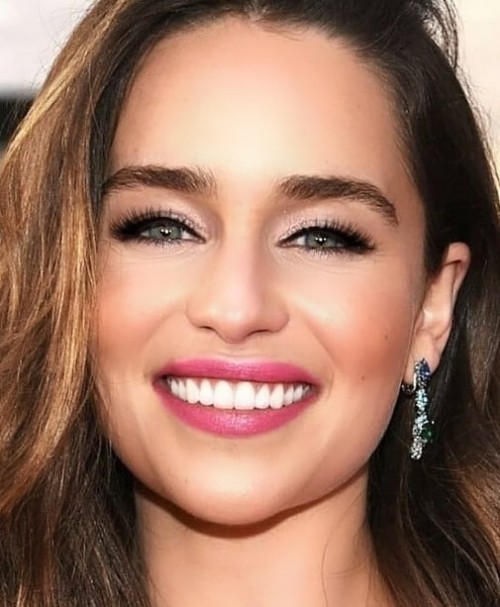 Emilia-Clarke-43980.jpg