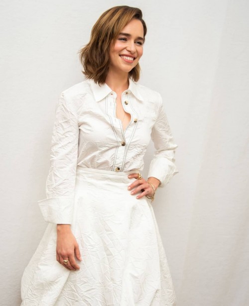 Emilia-Clarke-43988.jpg