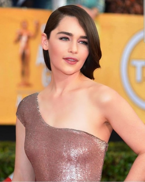 Emilia-Clarke-44852.jpg