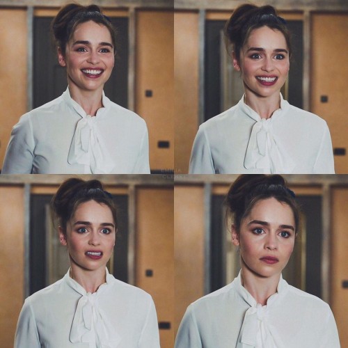 Emilia-Clarke-4489681bd200f3a875481.jpg