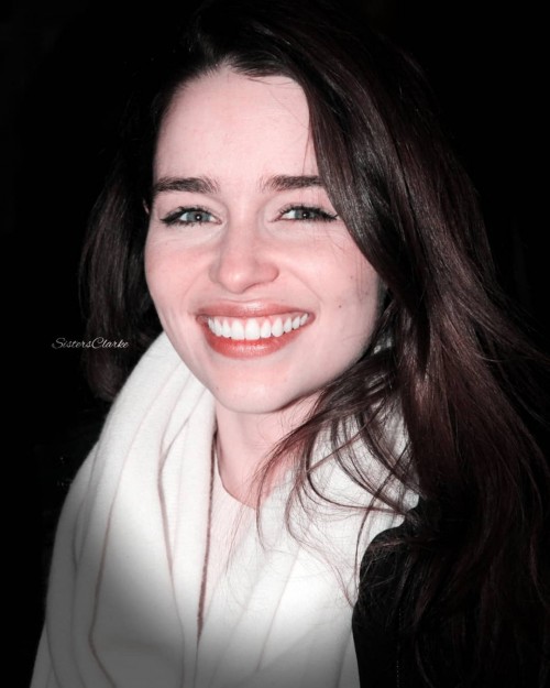 Emilia-Clarke-44936.jpg