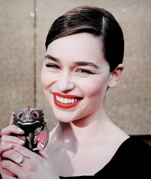 Emilia-Clarke-44975.jpg