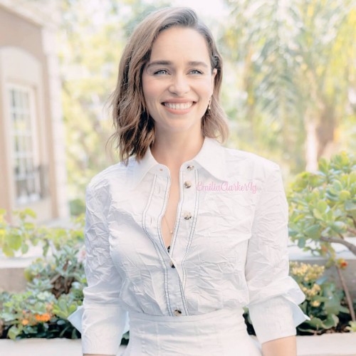 Emilia-Clarke-44983.jpg