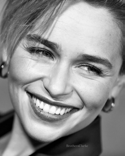 Emilia-Clarke-45410.jpg