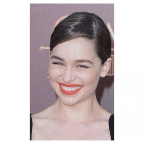 Emilia-Clarke-45445.jpg