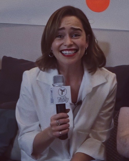 Emilia-Clarke-45636.jpg