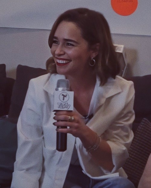 Emilia-Clarke-45639.jpg