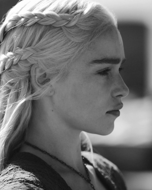 Emilia-Clarke-45642.jpg
