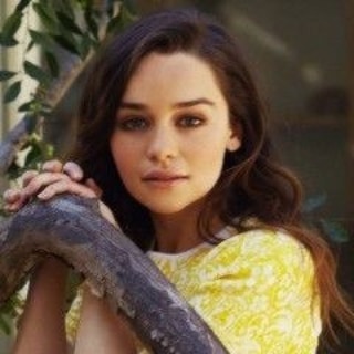 Emilia-Clarke-45703.jpg