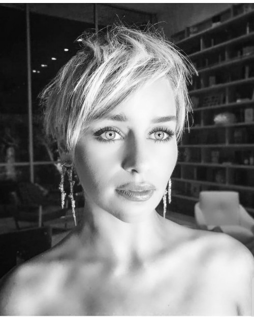 Emilia-Clarke-46123.jpg