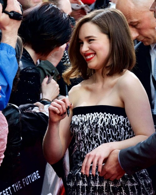 Emilia-Clarke-46197.jpg