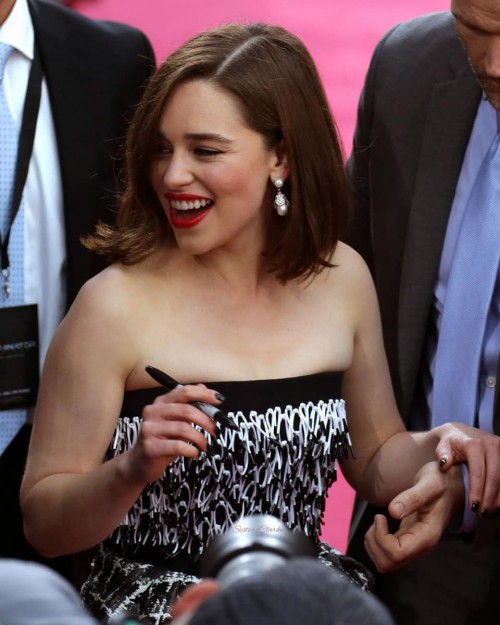 Emilia-Clarke-46199.jpg